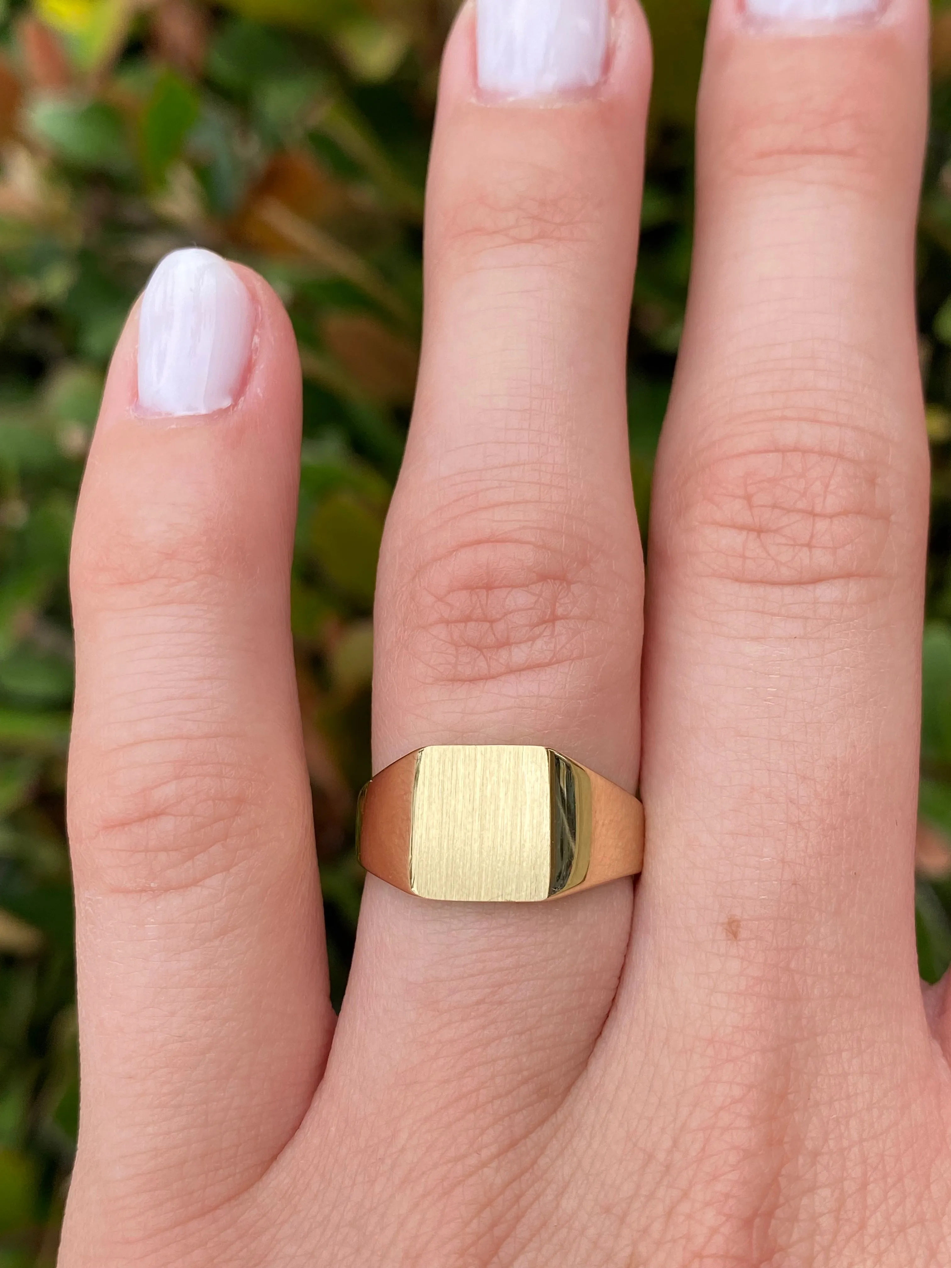 14K Yellow Gold 9MM Square Signet Band